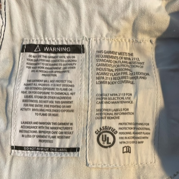 Men’s Carhartt flame resistant work jeans. - Picture 4 of 9